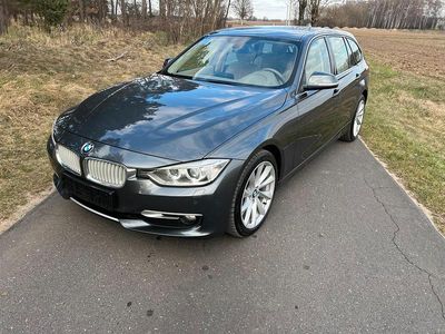 Gebraucht BMW 320 184 PS (135 kW) 2014 Grau Kombi