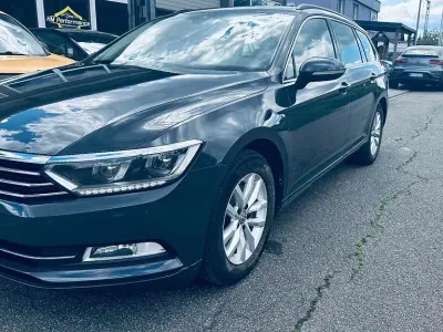 Gebraucht VW Passat Comfortline 150 PS (110 kW) 2019 Grau Kombi