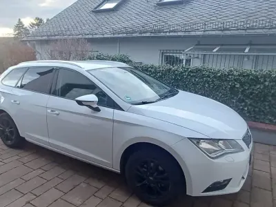 Gebraucht Seat Leon ST Style 105 PS (77 kW) 2014 Weiß Kombi