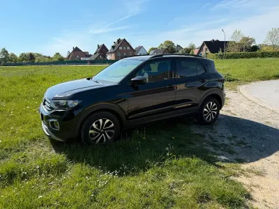Używany VW T-Cross Active 95 KM (69 kW) 2021 Czarny SUV