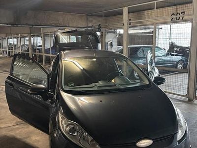 Gebraucht Ford Fiesta 95 PS (69 kW) 2009 Schwarz Kleinwagen