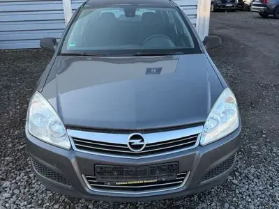Occasion Opel Astra Edition 90 ch (66 kW) 2008 Gris Berline