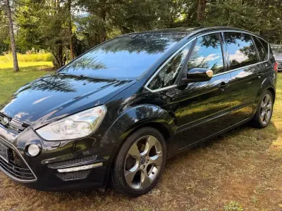 Gebraucht Ford S-MAX S 163 PS (119 kW) 2012 Schwarz Van / Kleinbus