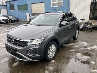 Grau Gebraucht 2023 VW T-Roc Life SUV | 20.250 € (Superpreis)