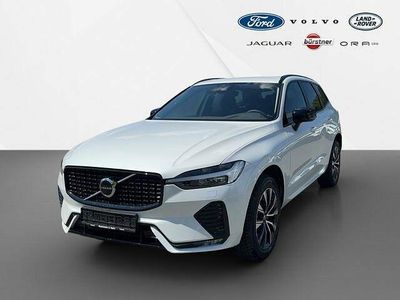 Gebraucht Volvo XC60 Plus 197 PS (144 kW) 2022 Crystalwhite pearl SUV
