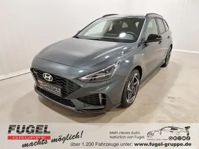 Neu Hyundai i30 N Line 140 PS (102 kW) 2025 Cypress green met. Kombi
