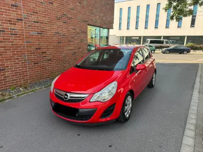 Gebraucht Opel Corsa 80 PS (58 kW) 2012 Rot Kleinwagen