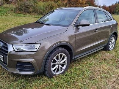 Second-hand Audi Q3 Design 184 CP (135 kW) 2015 Maro SUV