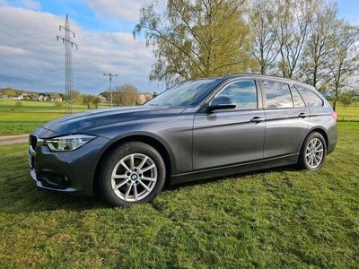 gebraucht BMW 320 d Touring Advantage Aut. +LED+2x PDC+Business+Navi+Tempoma