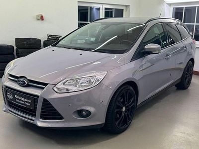 Gebraucht Ford Focus SYNC Edition 125 PS (91 kW) 2014 Grau Kombi