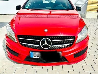 gebraucht Mercedes A180 AMG Aut Park PLT Blickfang SZH TEMPO TÜV 8fach