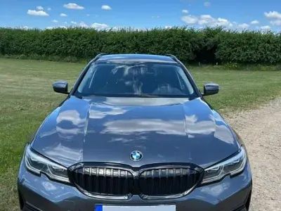 Gebraucht BMW 320 Advantage 190 PS (139 kW) 2020 Grau Kombi