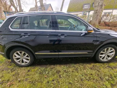 Gebraucht VW Tiguan 150 PS (110 kW) 2020 Schwarz SUV