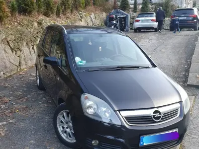 Gebraucht Opel Zafira 140 PS (102 kW) 2007 Schwarz Van / Kleinbus