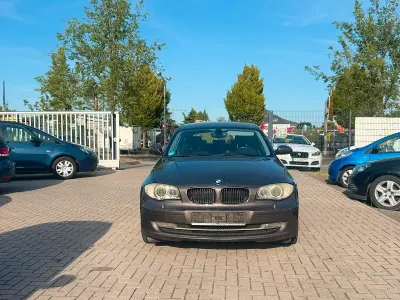 Gebraucht BMW 118 143 PS (105 kW) 2008 Grau Kleinwagen