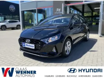 Gebraucht Hyundai i20 Select 101 PS (74 kW) 2022 Schwarz Kleinwagen
