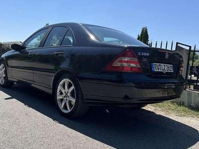 Gebraucht Mercedes C200 Classic 122 PS (89 kW) 2005 Limousine