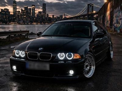 Gebraucht BMW 318 150 PS (110 kW) 2001 Schwarz Coupé