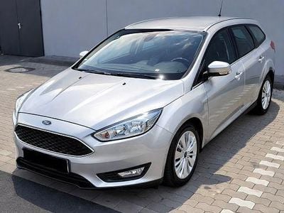 Usata Ford Focus 120 CV (88 kW) 2015 Argento Station wagon