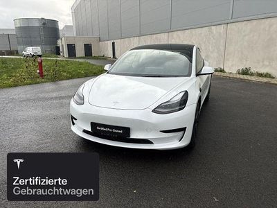 Weiß Gebraucht 2021 Tesla Model 3 RWD Limousine | 25.600 € (Fairer Preis)