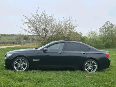 Gebraucht BMW 730 M Sport 245 PS (180 kW) 2012 Schwarz Limousine