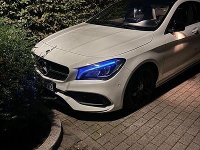Mercedes CLA180