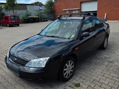 Gebraucht Ford Mondeo 125 PS (91 kW) 2002 Schwarz Limousine