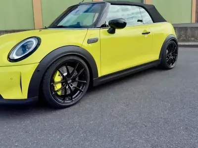 Gebraucht Mini Cooper S Cabriolet 178 PS (130 kW) 2024 Gelb Cabrio