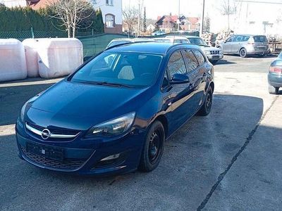Gebraucht Opel Astra Energy 116 PS (85 kW) 2014 Blau Kombi