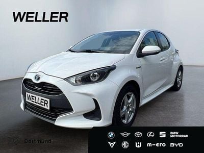 Usata Toyota Yaris Hybrid Business Edition 116 CV (85 kW) 2021 Bianco Utilitaria