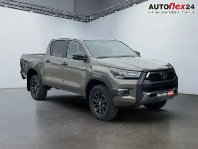 Ny Toyota HiLux 204 HK (150 kW) 2026 Brun Pickup / Ladvogn