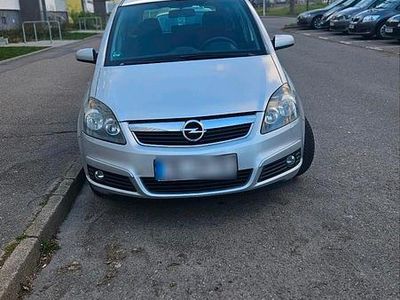 Gebraucht Opel Zafira 150 PS (110 kW) 2006 Silber Van / Kleinbus