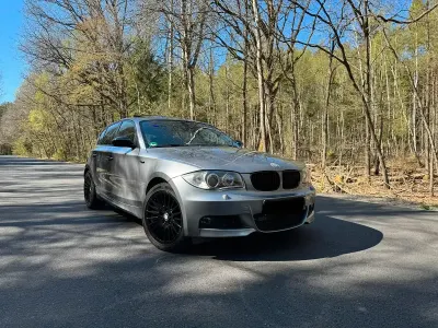 Używany BMW 120 M Sport 177 KM (130 kW) 2008 Szary Hatchback