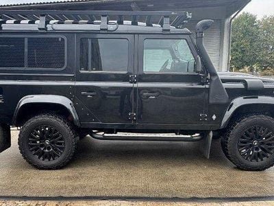 Second-hand Land Rover Defender SE 122 CP (89 kW) 2014 Negru Break