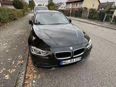Gebraucht BMW 320 Advantage 190 PS (139 kW) 2019 Limousine