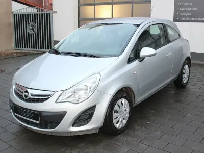 Używany Opel Corsa Edition 69 KM (50 kW) 2012 Srebrny Hatchback