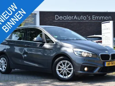 Gebraucht BMW 214 Active Tourer 95 PS (69 kW) 2015 Grau Van / Kleinbus