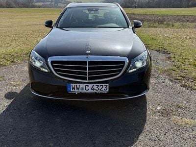 Gebraucht Mercedes C220 194 PS (142 kW) 2019 Schwarz Limousine
