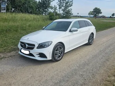 Gebraucht Mercedes C300 AMG line 245 PS (180 kW) 2020 Weiß Limousine