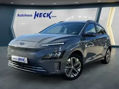 Gebraucht Hyundai Kona Trend 100 kW (136 PS) 2021 Galaxy grey SUV