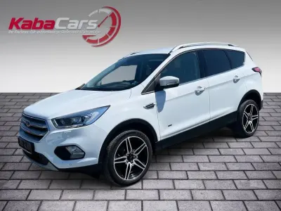 Gebraucht Ford Kuga Titanium 175 PS (128 kW) 2018 Weiß SUV