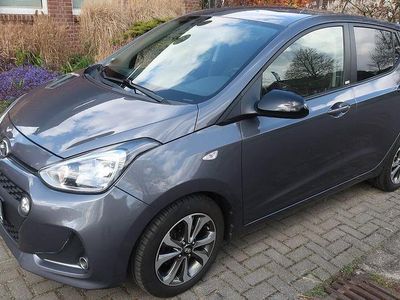 Gebraucht Hyundai i10 YES! 87 PS (63 kW) 2019 Grau Kleinwagen