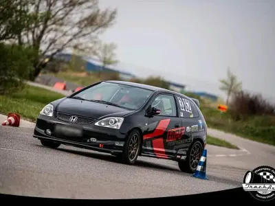 Gebraucht Honda Civic Type R 200 PS (147 kW) 2001 Schwarz Kleinwagen