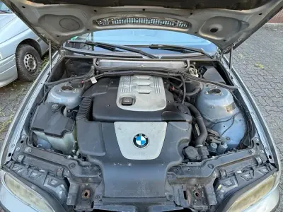 Gebraucht BMW 320 150 PS (110 kW) 2003 Limousine
