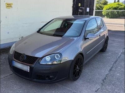 VW Golf V