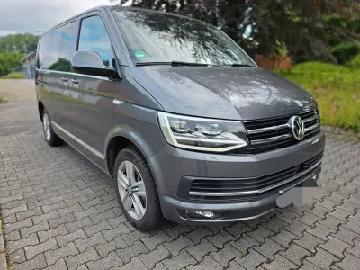 Gebraucht VW Multivan Highline 199 PS (146 kW) 2019 Grau Van / Kleinbus