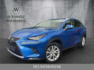 Gebraucht Lexus NX300h E-FOUR Luxury Line 197 PS (144 kW) 2018 Blau SUV
