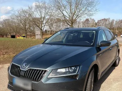 Gebraucht Skoda Superb Ambition 150 PS (110 kW) 2017 Grau Kombi