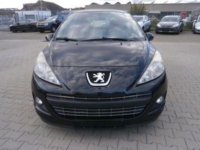 Gebraucht Peugeot 207 Tendance 95 PS (69 kW) 2011 Schwarz Limousine
