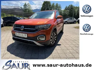 Gebraucht VW T-Cross Active 110 PS (80 kW) 2021 Energetic orange metallic SUV
